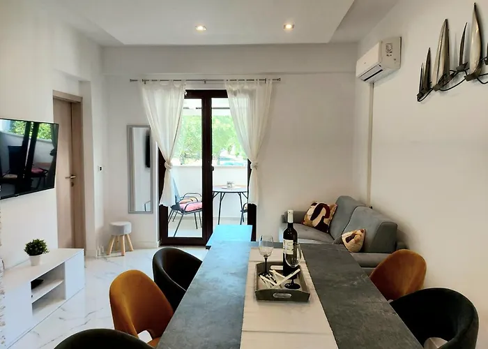 S Dvije Spavace Sobe Poreč