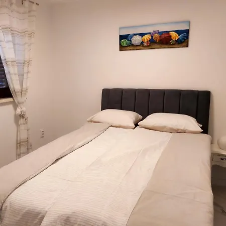 S Dvije Spavace Sobe * Poreč